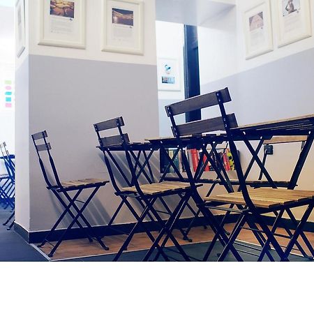 M&J Place Hostel רומא מראה חיצוני תמונה