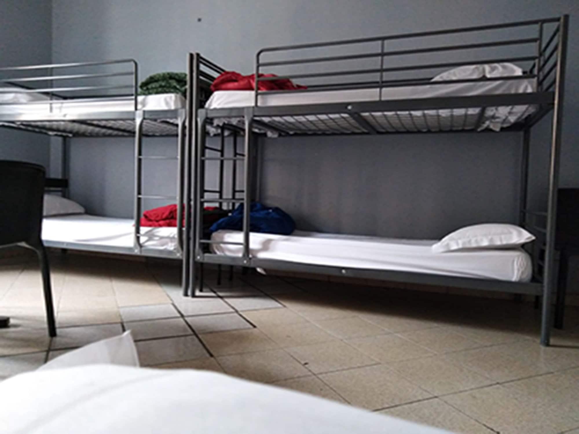 M&J Place Hostel רומא מראה חיצוני תמונה