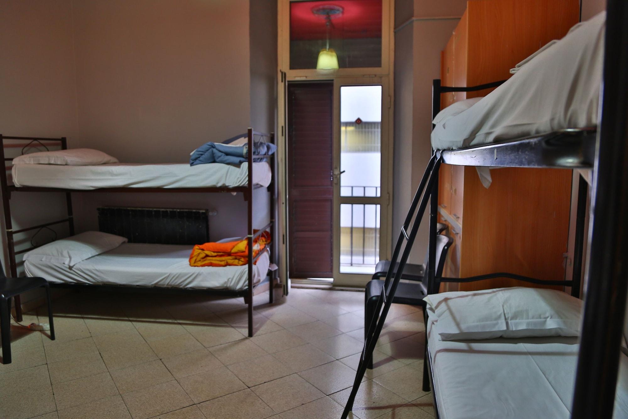 M&J Place Hostel רומא מראה חיצוני תמונה