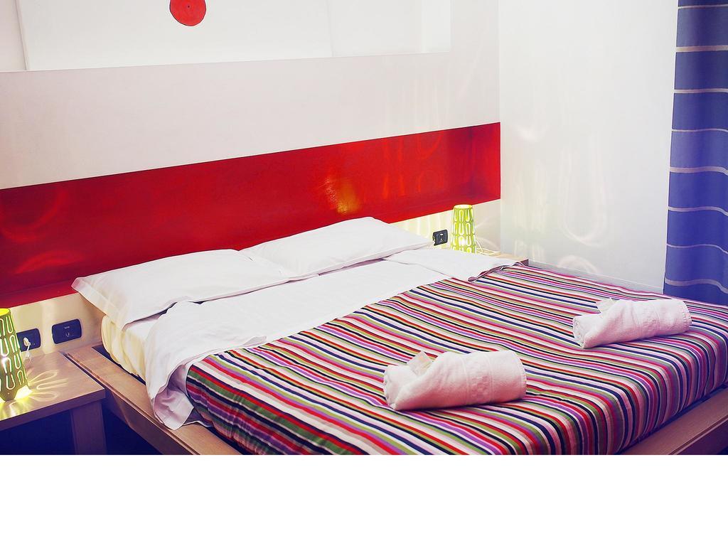 M&J Place Hostel רומא חדר תמונה