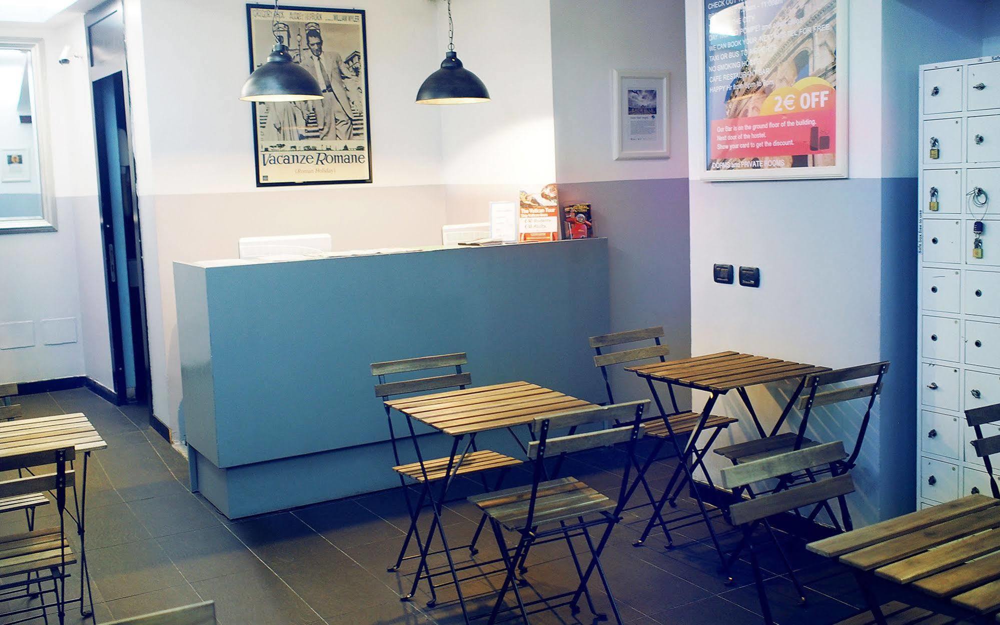 M&J Place Hostel רומא מראה חיצוני תמונה